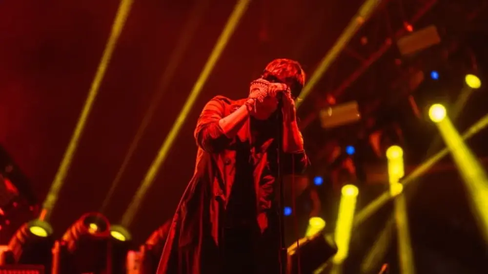 Bonnaroo 2026 ao vivo: The Strokes, Turnstile e mais no Disney+