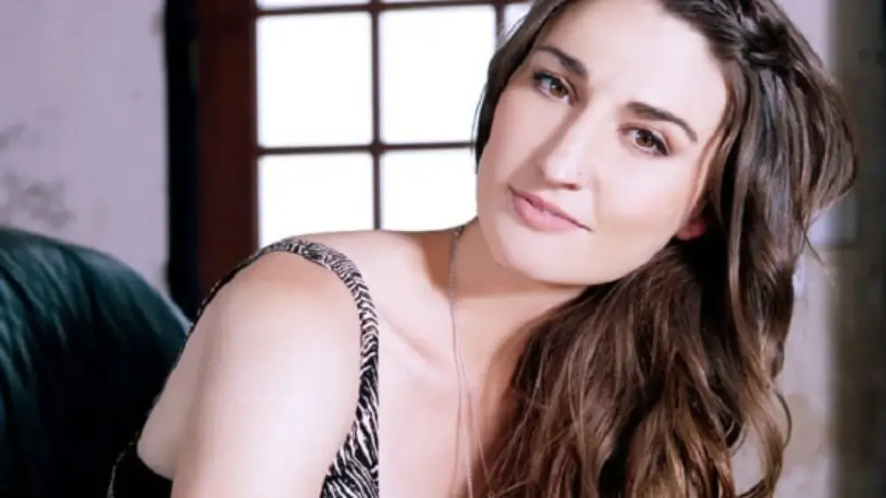 Sara Bareilles viu cocaína em turnê com Maroon 5
